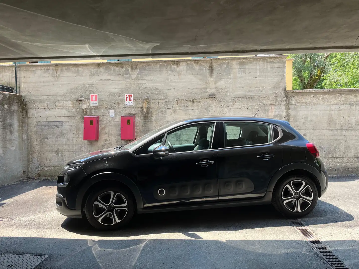 Citroen C3 Pure Tech 82 Feel Negro - 1