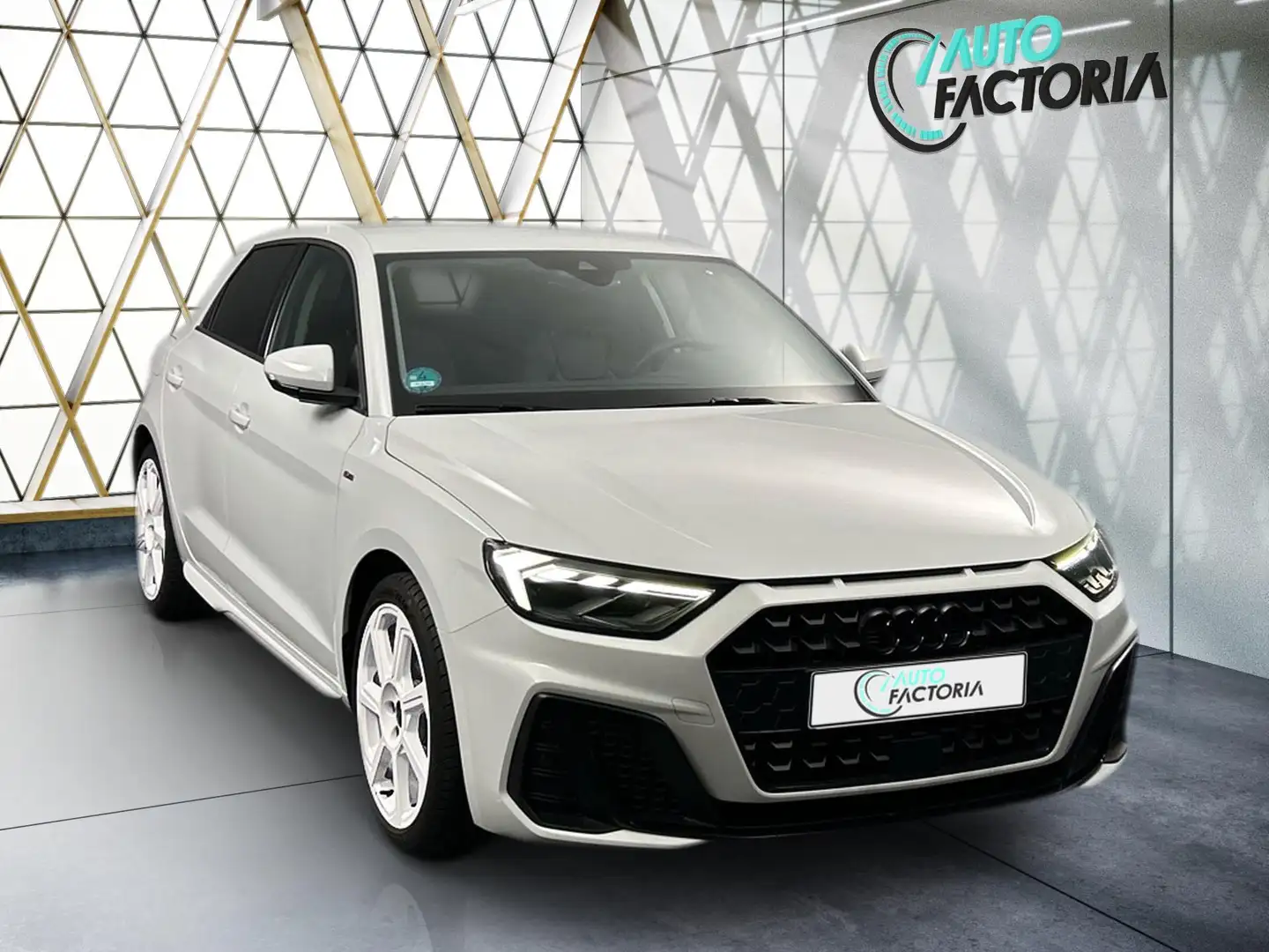 Audi A1 SPORTBACK -25% 25 TFSI 95cv SLINE+GPS+OPTIONS Bej - 2