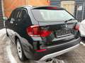 BMW X1 20 i xDrive Schwarz - thumbnail 4