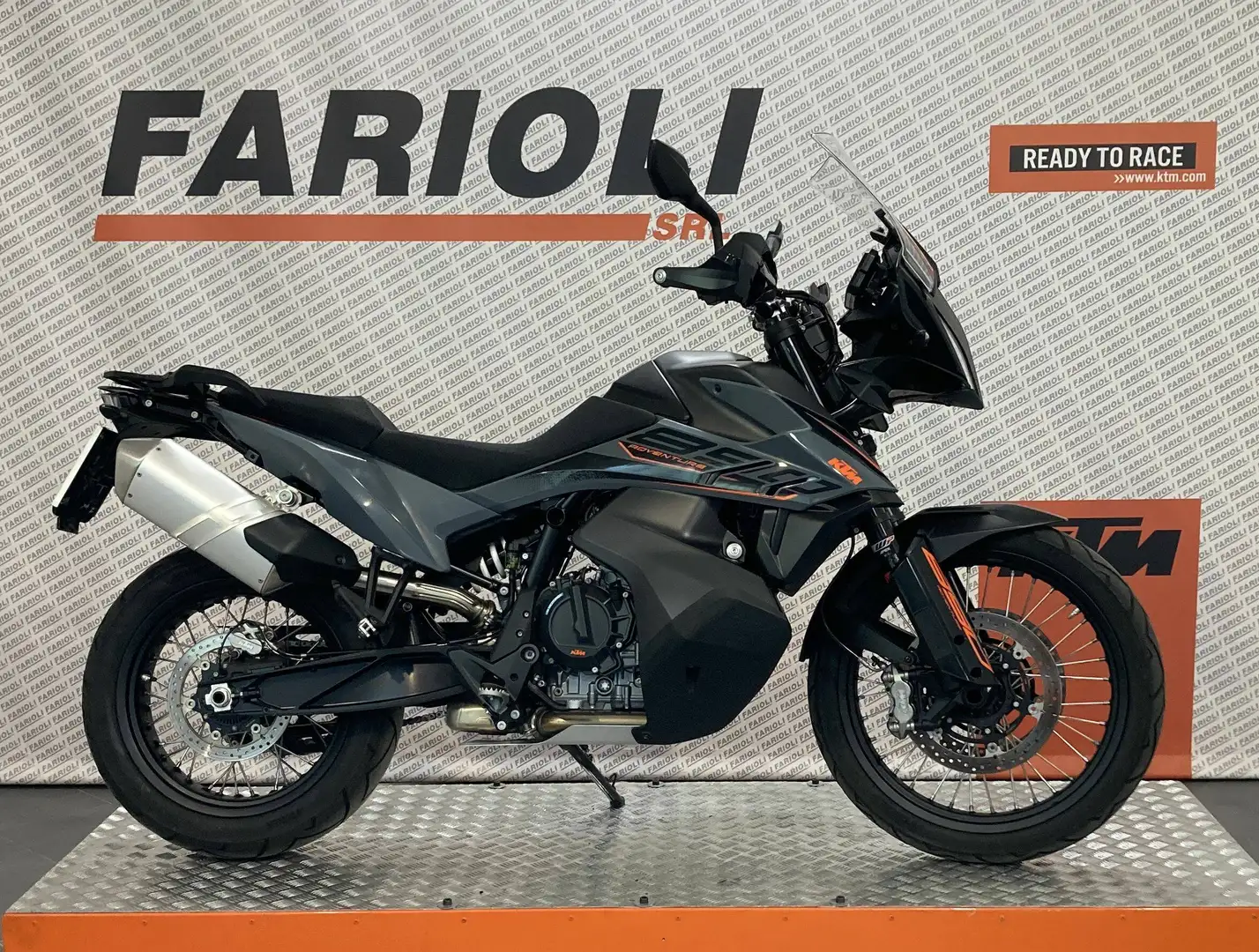 KTM 890 Adventure - 1