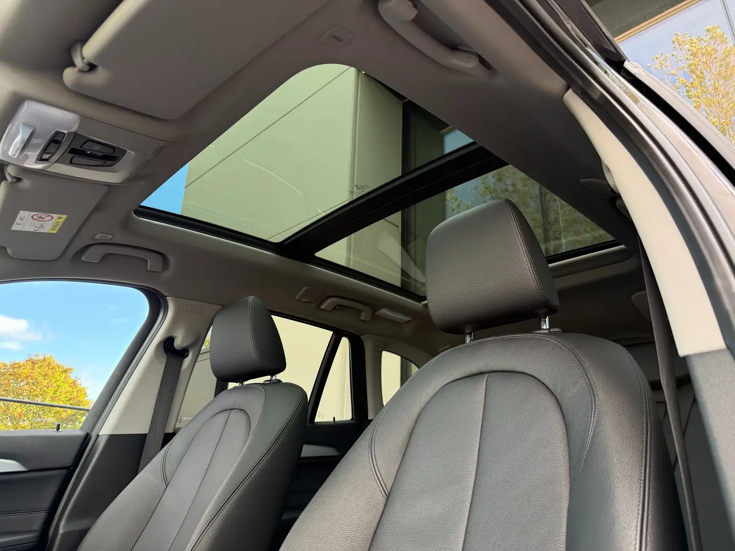 BMW X1 Hybride,Pano open dak,Navigatie,Parkeerhulp camera Noir - 1