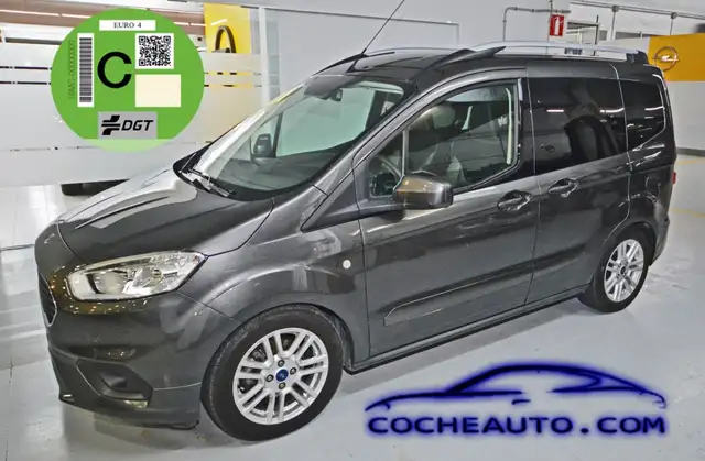 Ford Tourneo Courier 1.5TDCi Titanium 100
