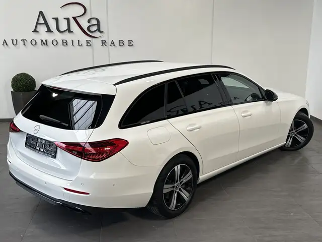 Mercedes-Benz C view 5