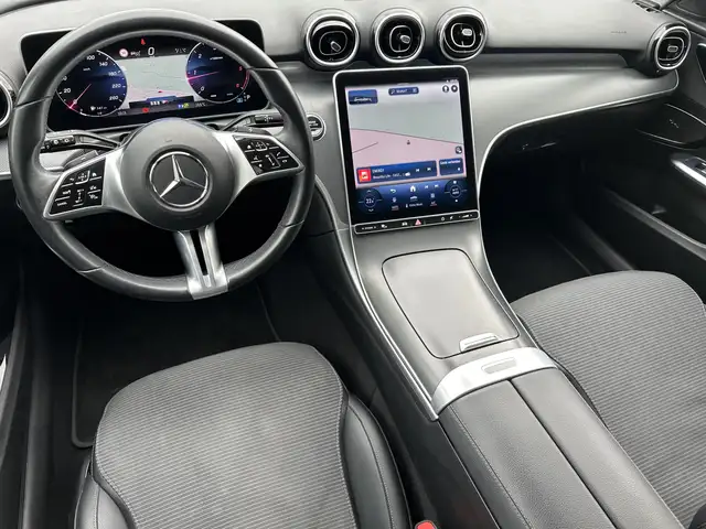 Mercedes-Benz C view 13