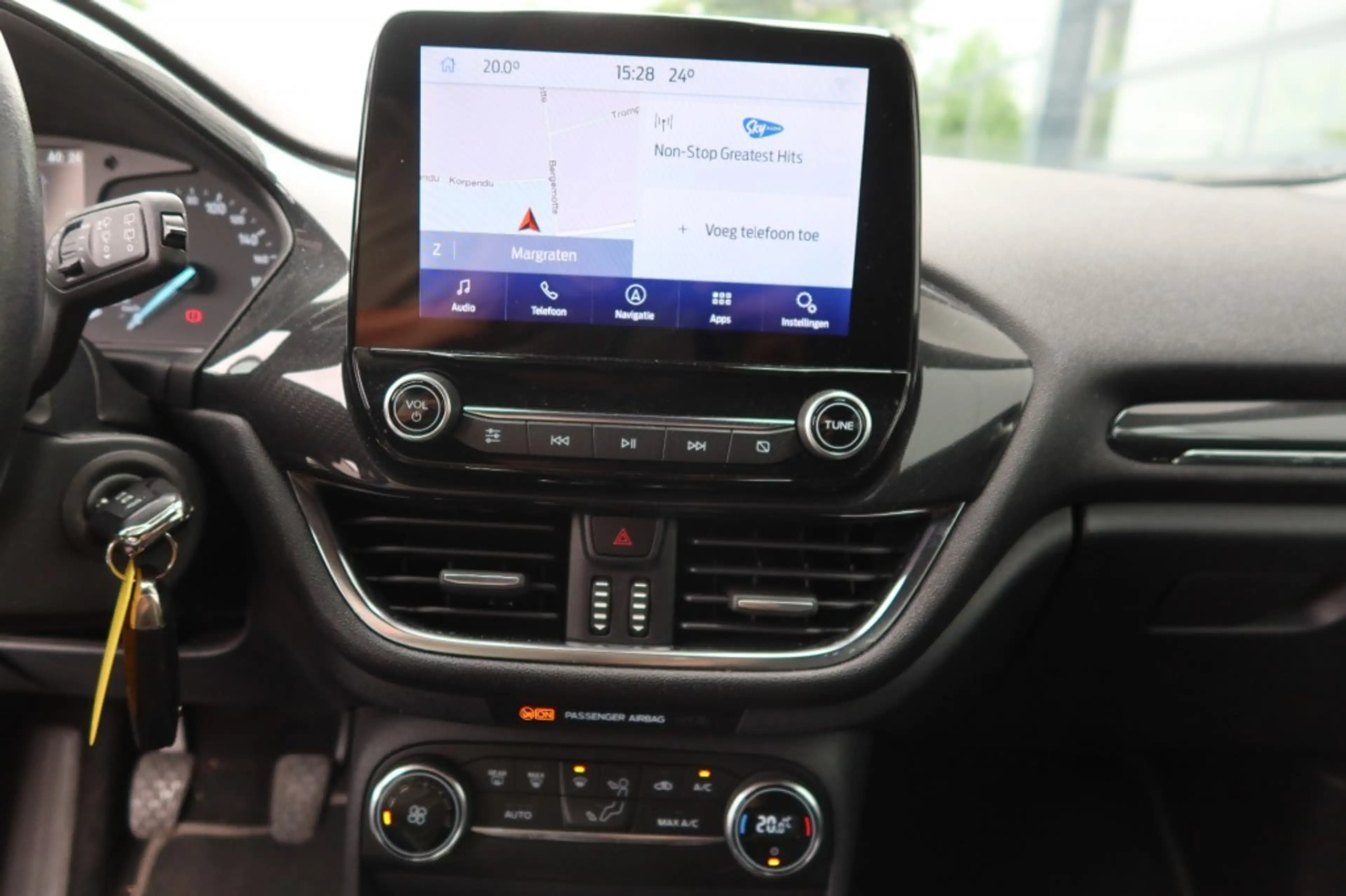 Ford Fiesta 1.0 EcoBoost Active X NAVI, Cima, PDC — photo 7