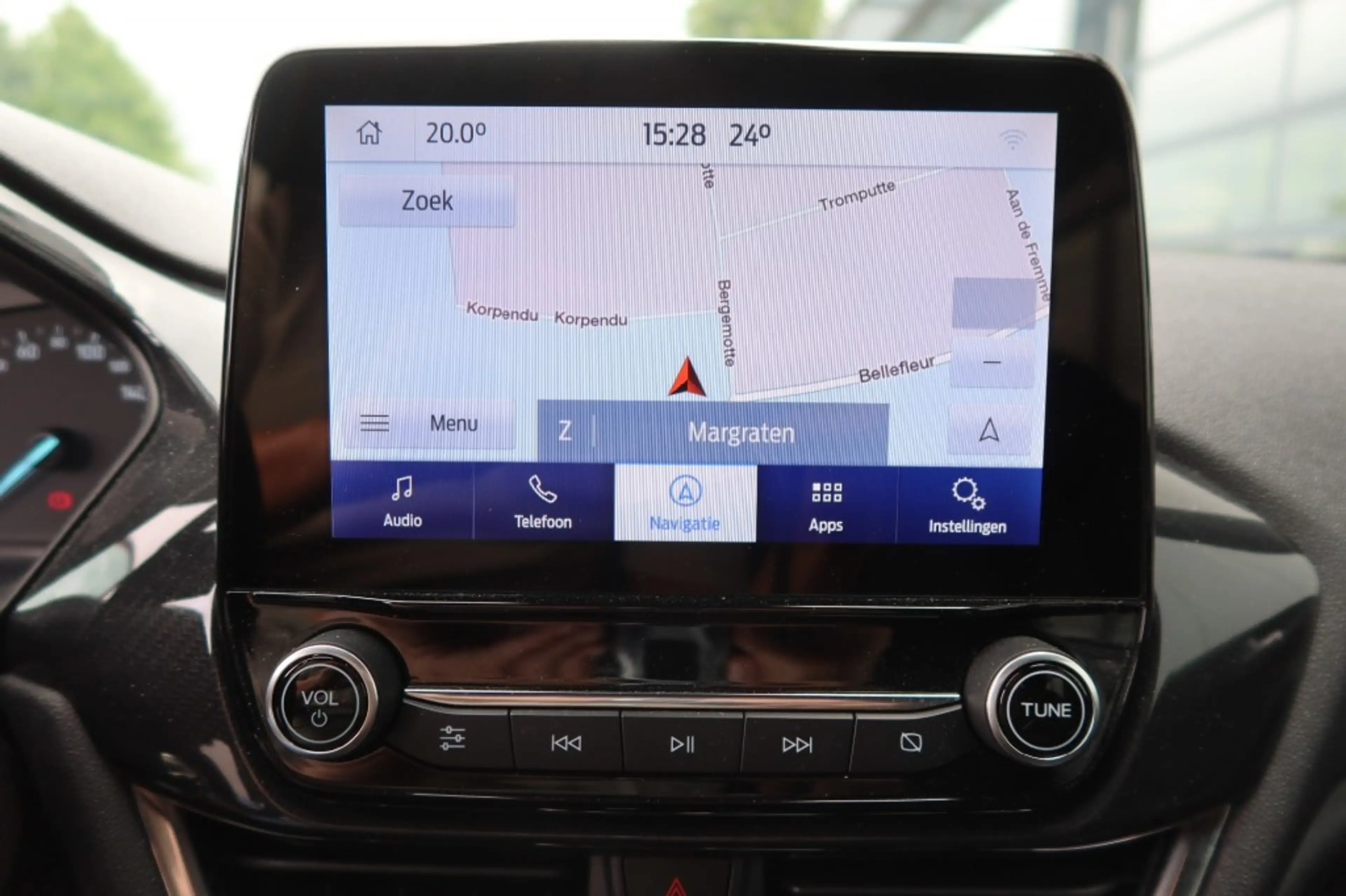 Ford Fiesta 1.0 EcoBoost Active X NAVI, Cima, PDC — photo 8