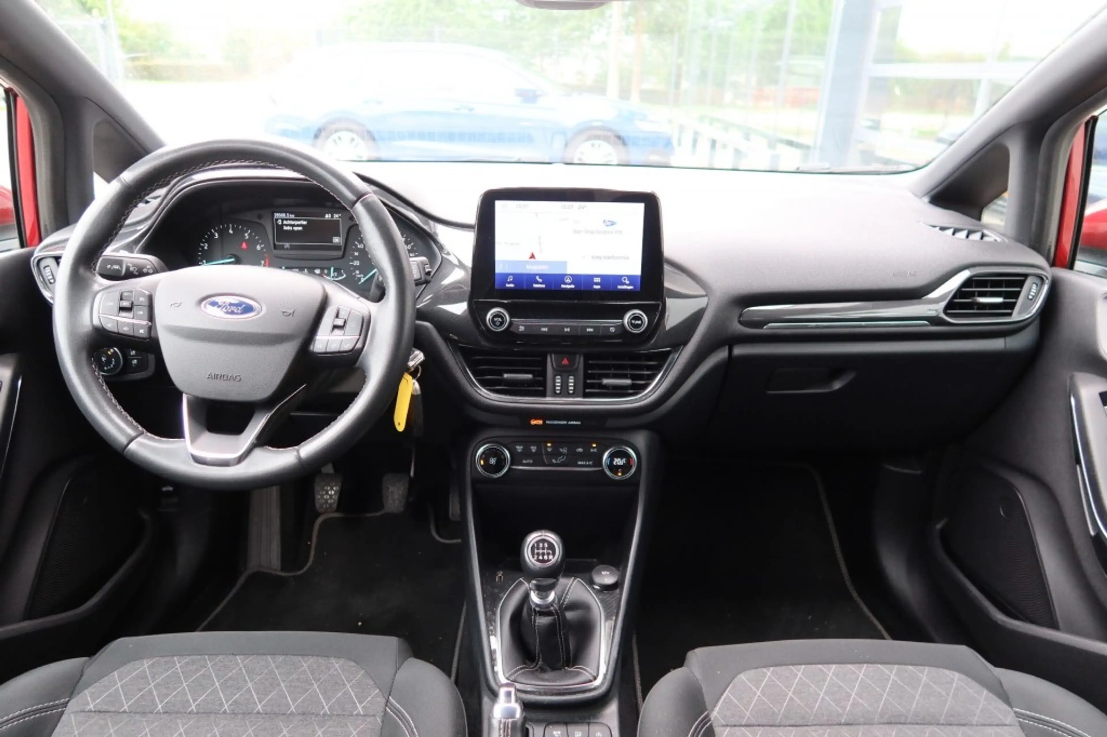 Ford Fiesta 1.0 EcoBoost Active X NAVI, Cima, PDC — photo 5