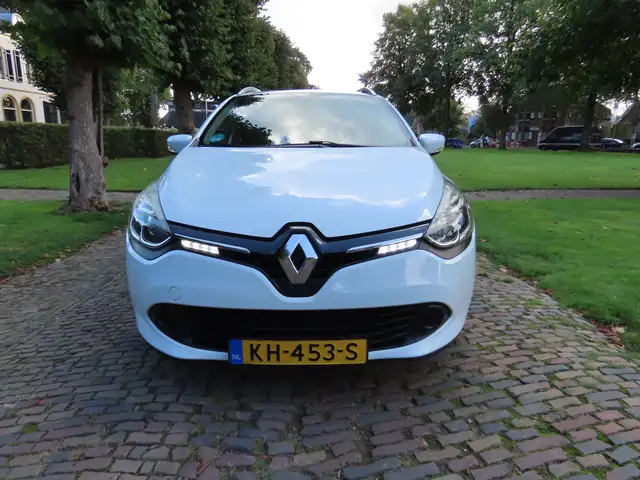 Renault Clio view 7