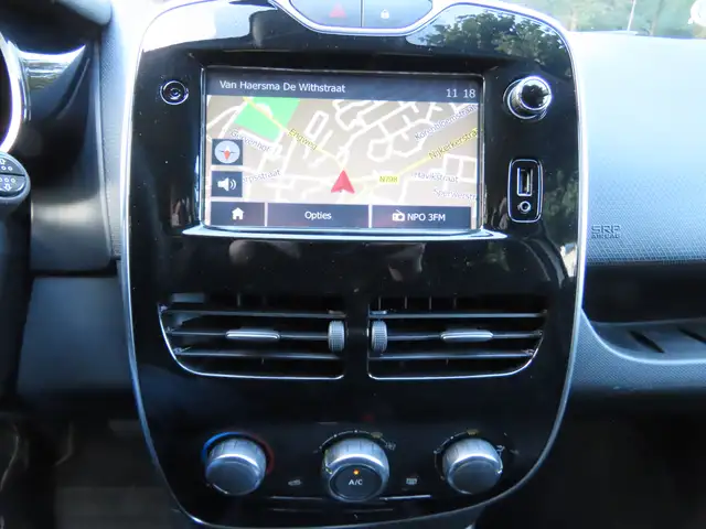 Renault Clio view 13