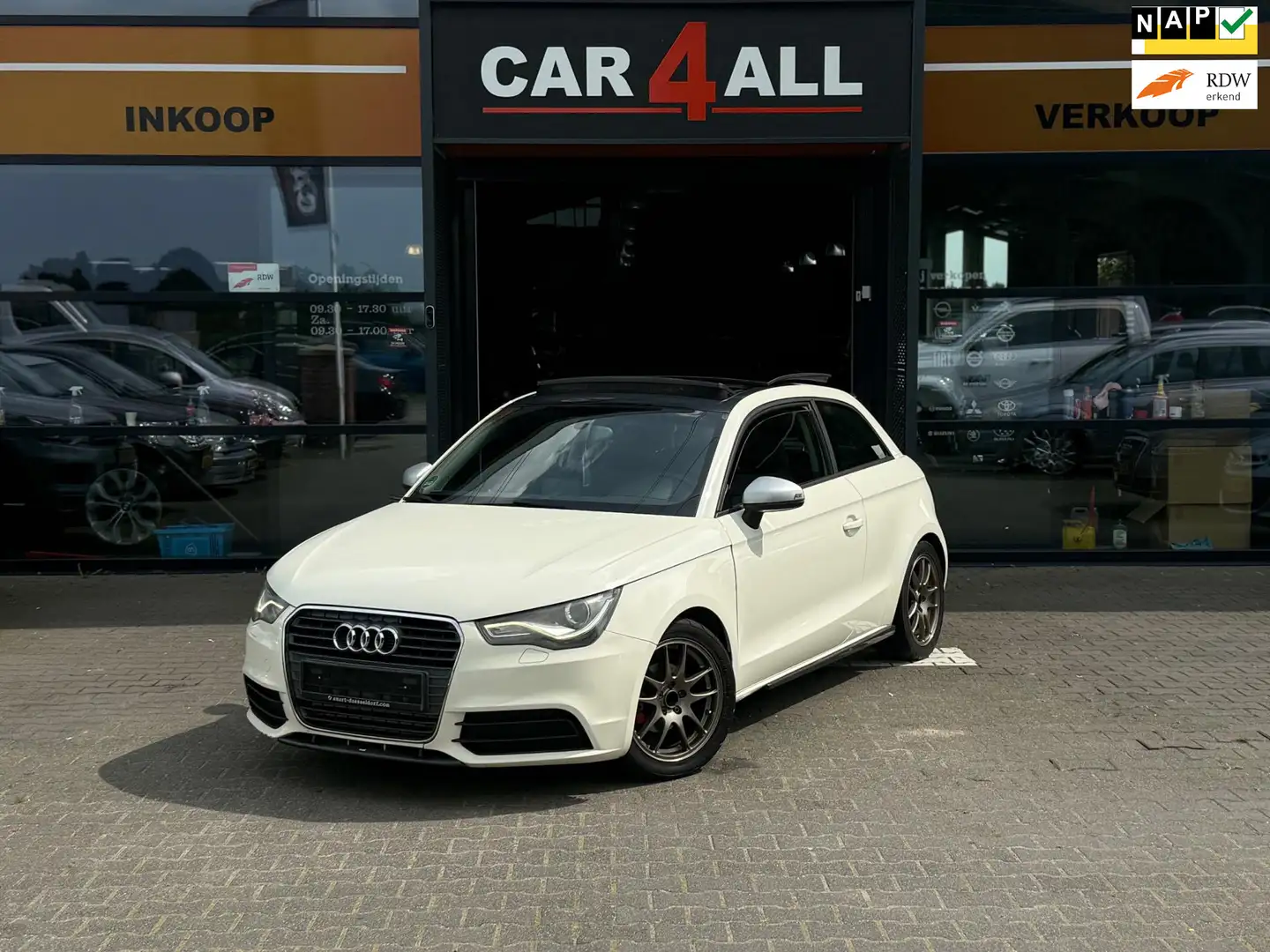 Audi A1 1.4 TFSI S edition ABT PANO/STLVRM/NAVI/LED XENON/ Weiß - 1
