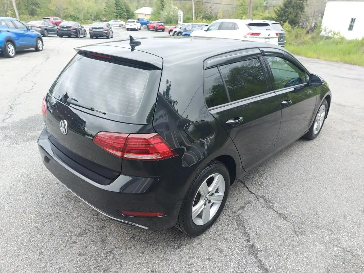 Volkswagen Golf photo Volkswagen Golf