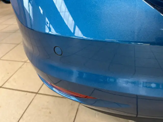 Volkswagen Touran view 18