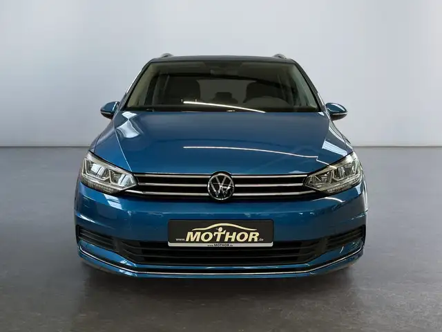 Volkswagen Touran view 6