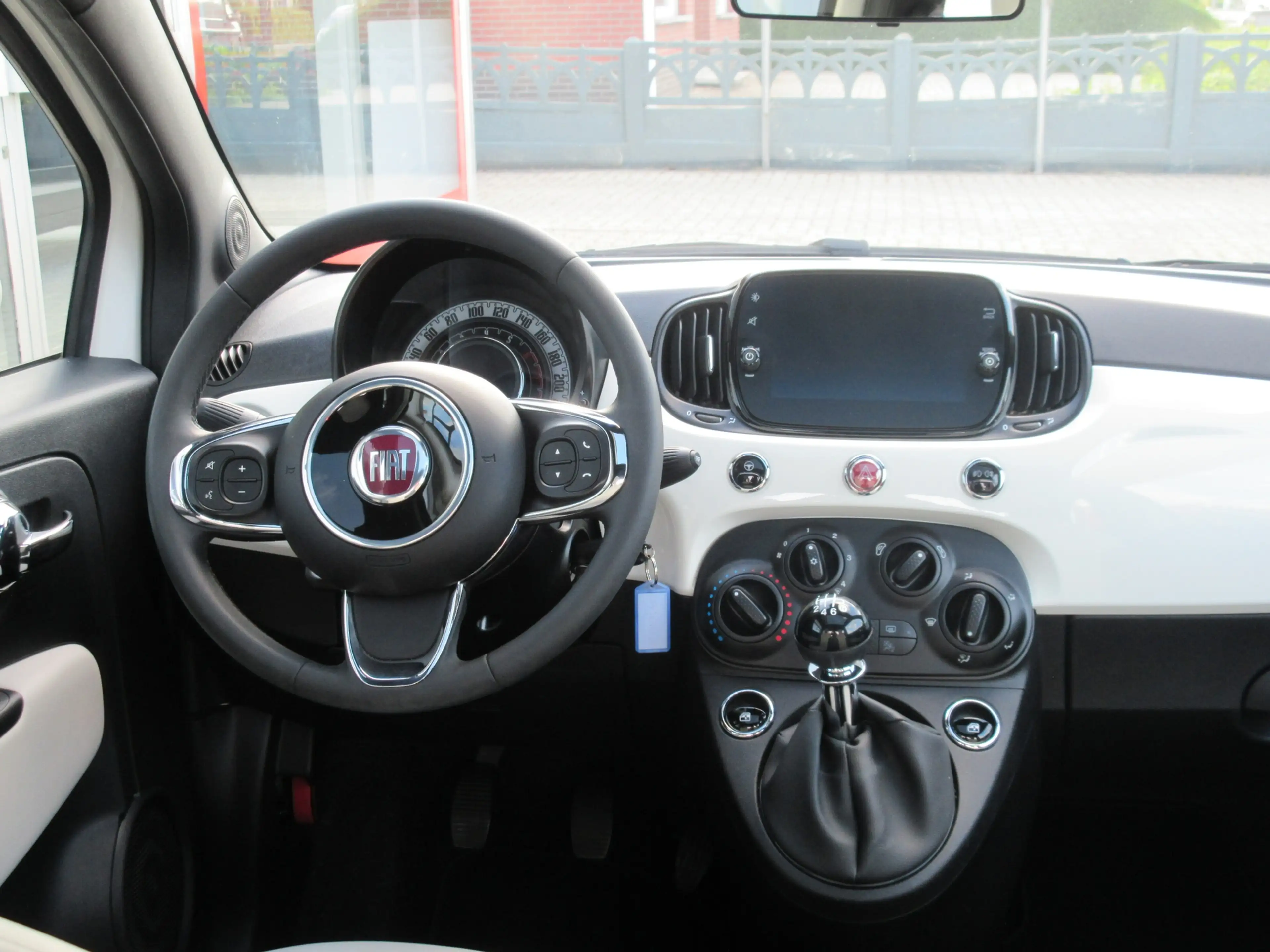 Fiat 500 — photo 9