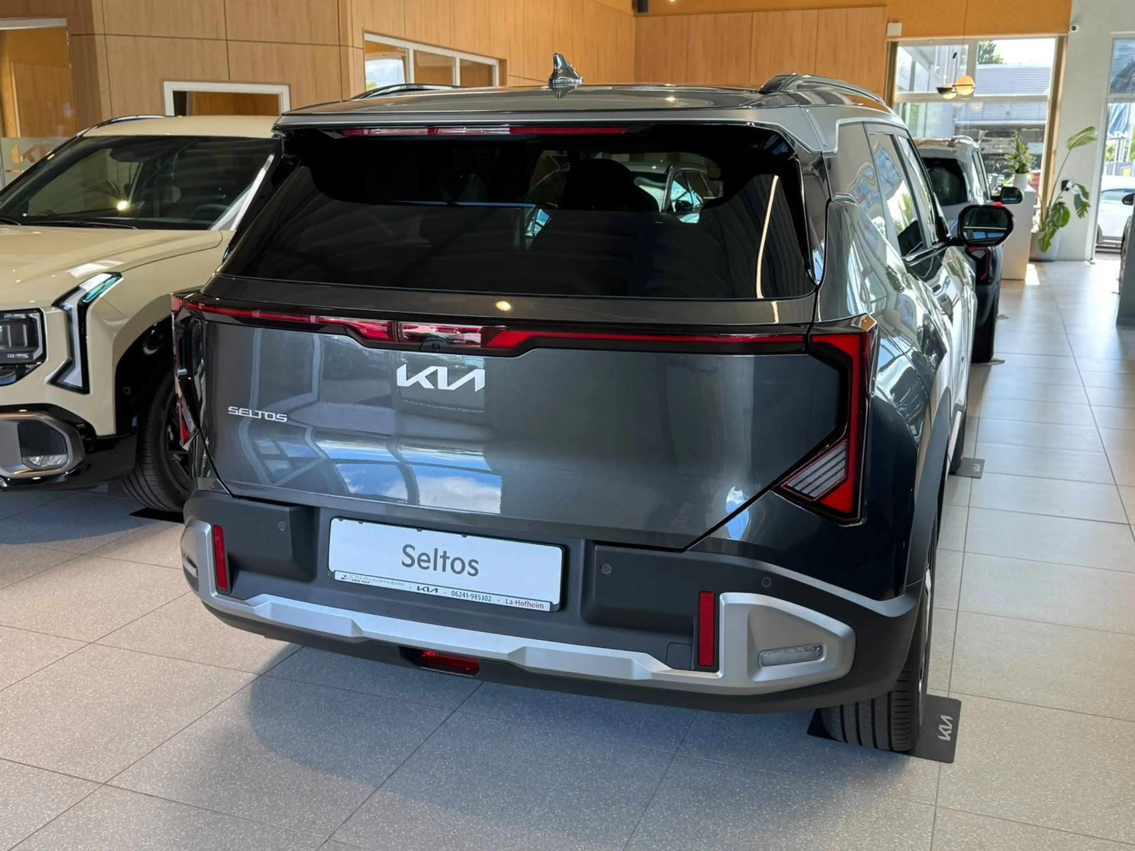 Kia Seltos 1.6T DCT 132 kW Vision |DESIGN|NAVI* — photo 4