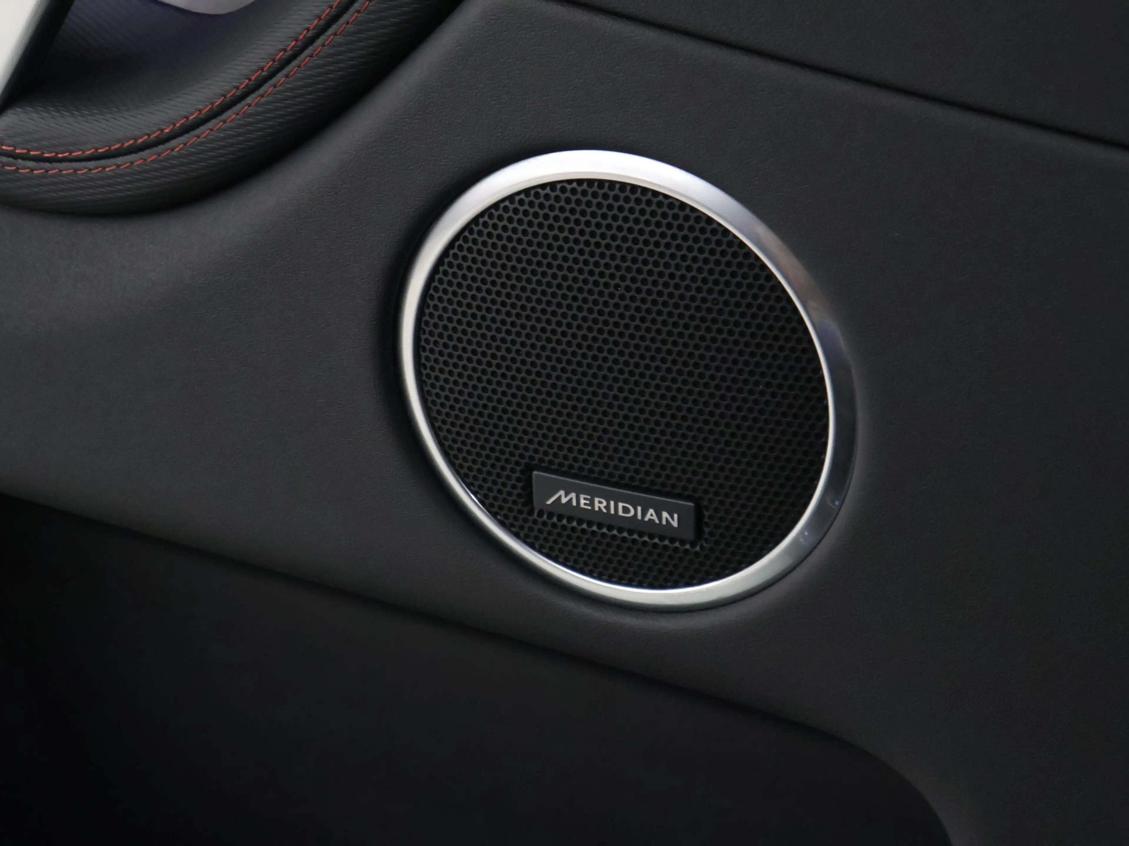 Land Rover Discovery Sport P300e 1.5 R-Dynamic SE [APPLECARPLAY, ANDROID, MEM — photo 13