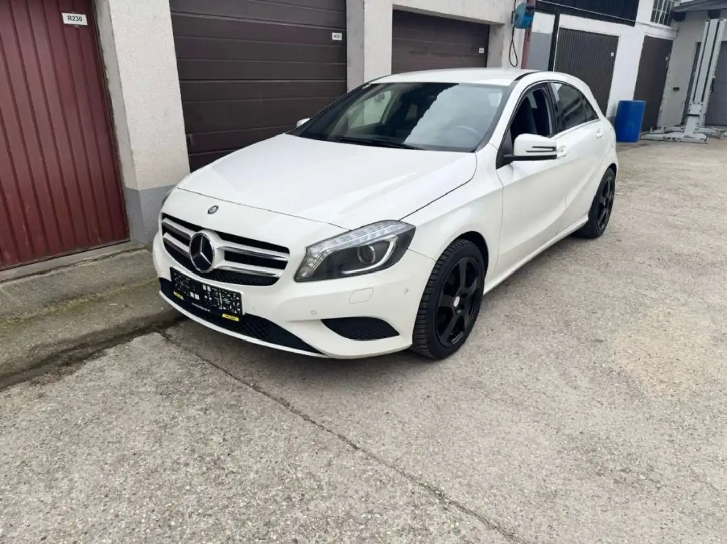 Mercedes-Benz A 180 BlueEfficiency Edition Lifestyle - 2