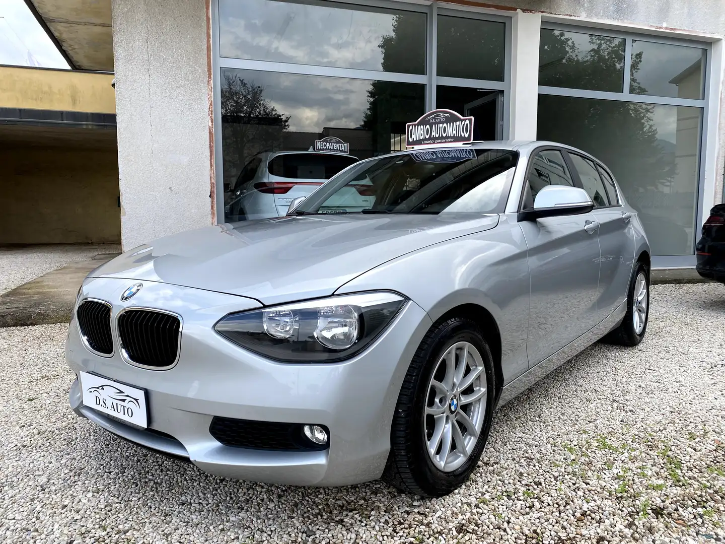 BMW 116 Cambio Automatico Ok Neopatentati Argento - 1