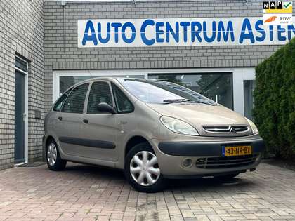 Citroen Xsara Picasso 1.8i-16V Différence 2 Prachtige staat