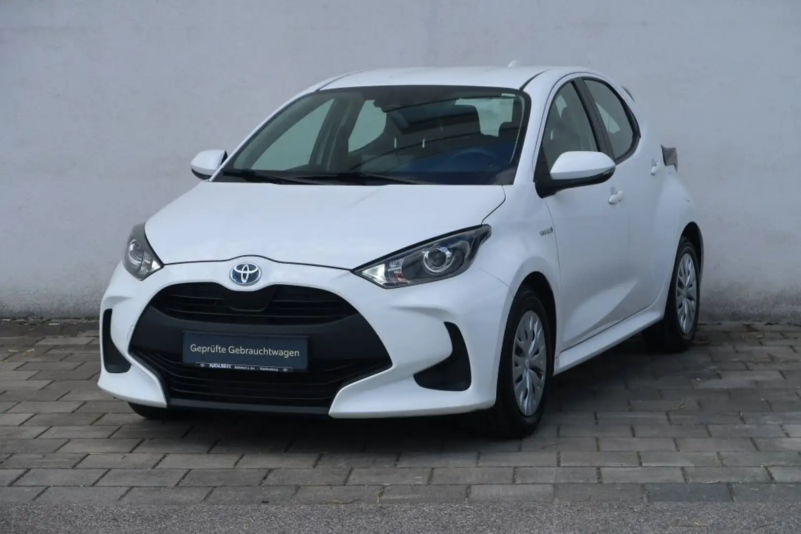 Toyota Yaris Hybrid 1.5 VVT-i Business Edition White - 2