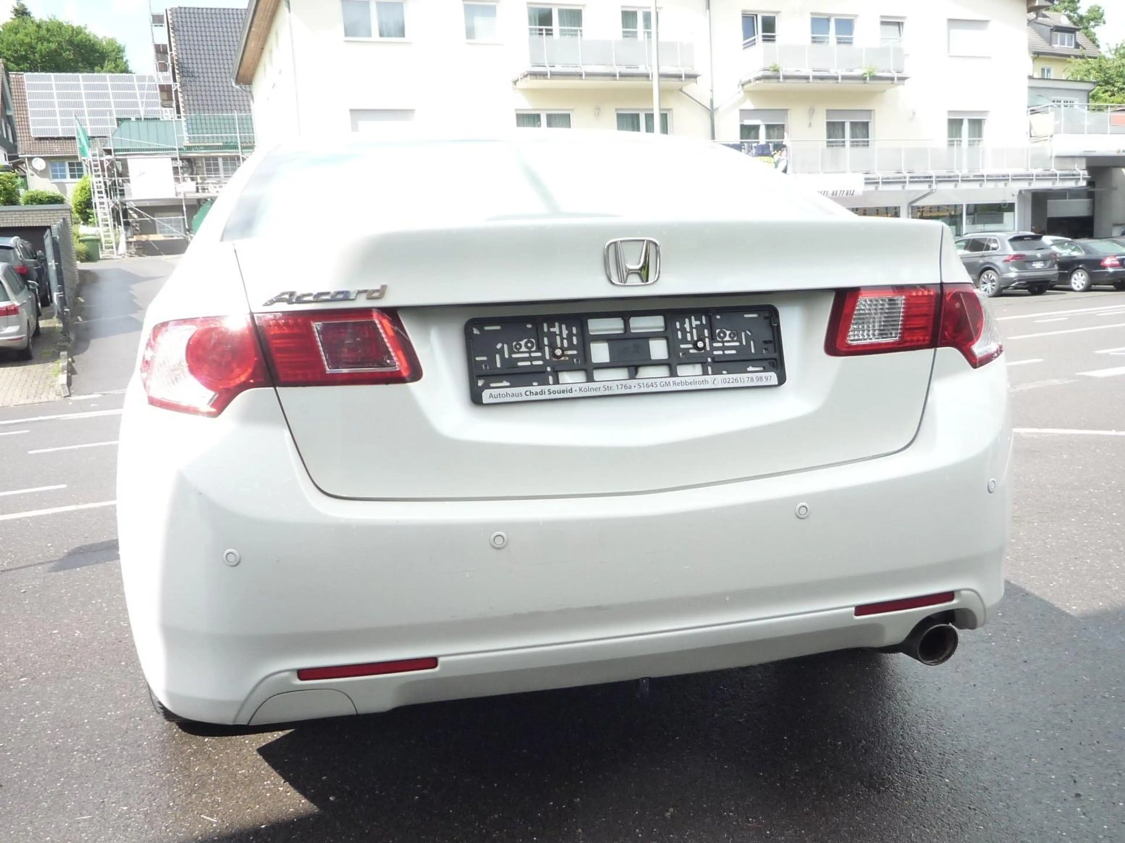Honda Accord Executive — photo 8