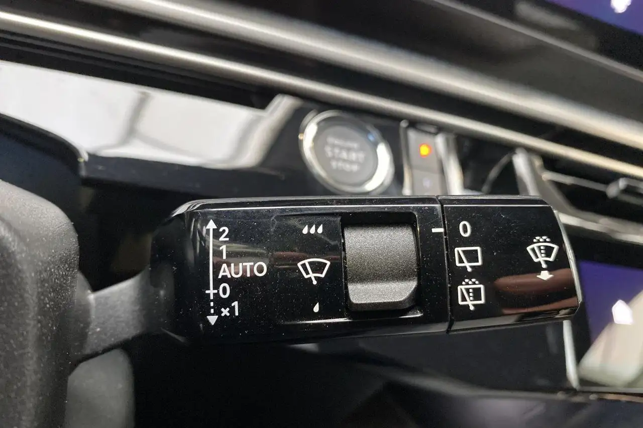Peugeot 5008 ALLURE*Caméra de recul et GPS, миниатюра 28
