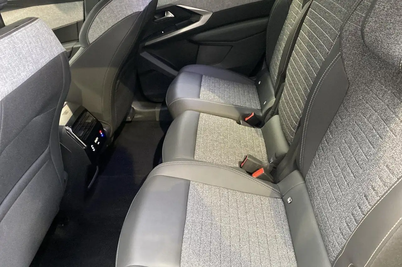 Peugeot 5008 ALLURE*Caméra de recul et GPS, миниатюра 18