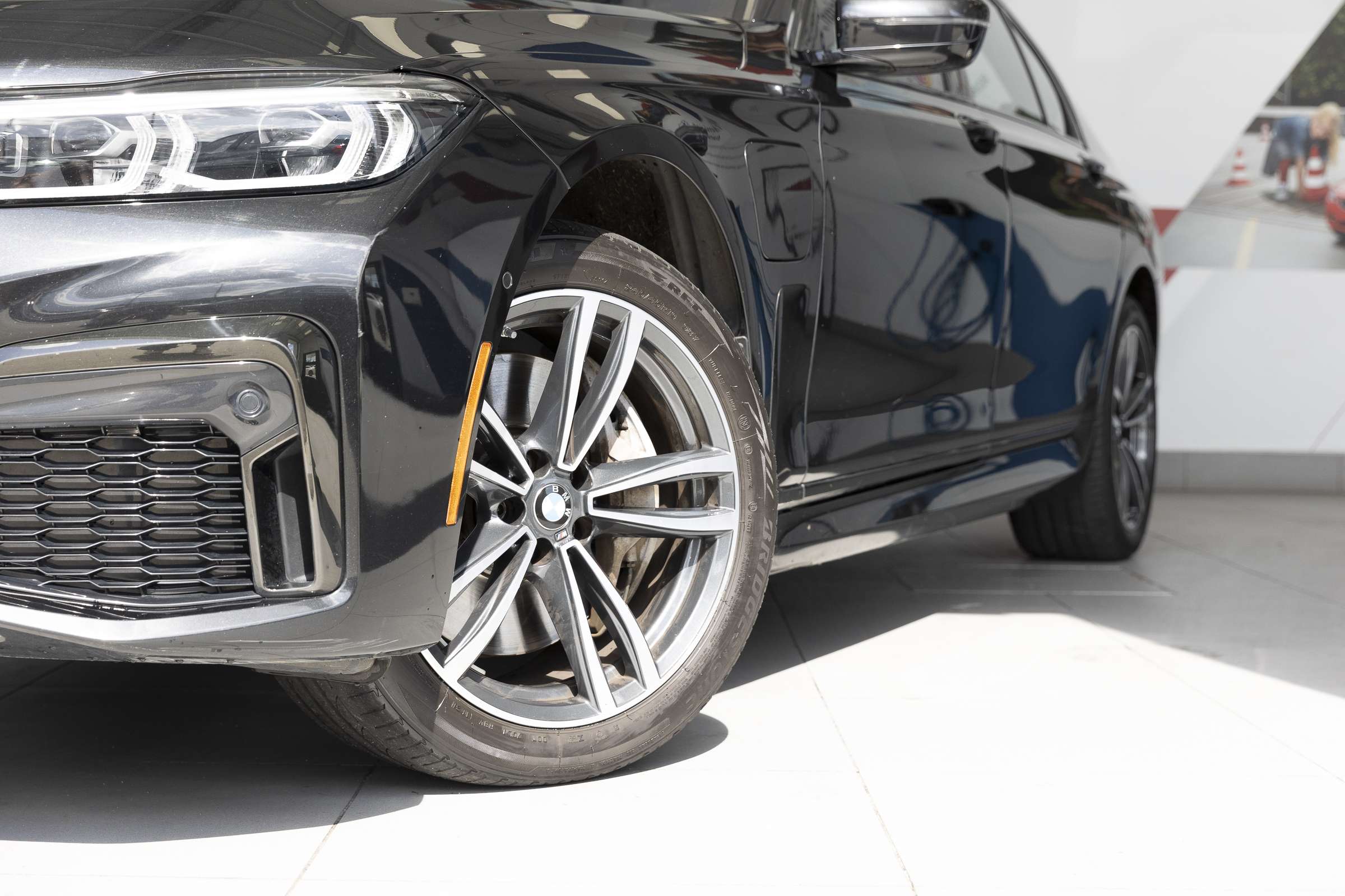 2022 BMW 7 Series 745Le Premium Package alt 3
