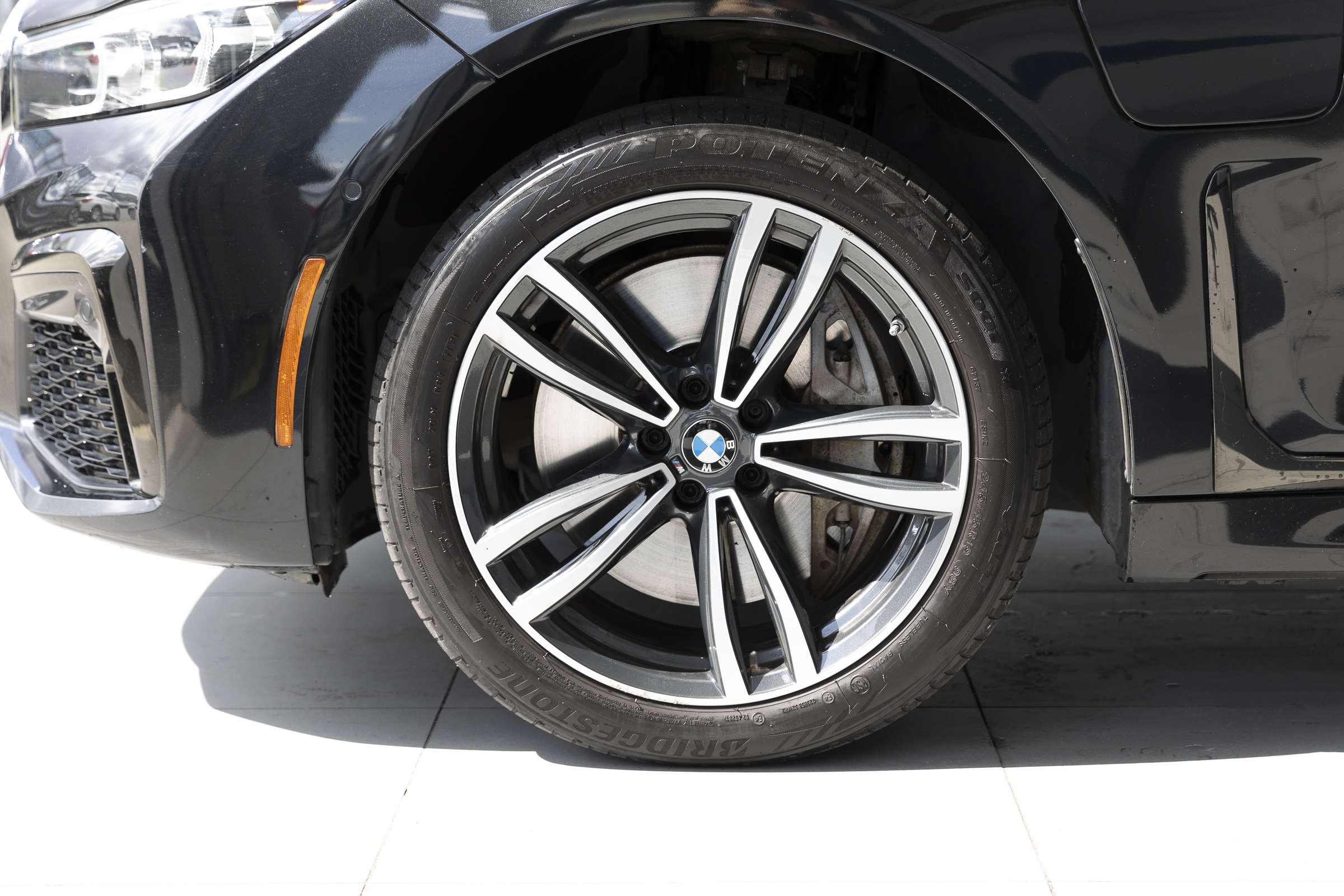 2022 BMW 7 Series 745Le Premium Package thumb 6