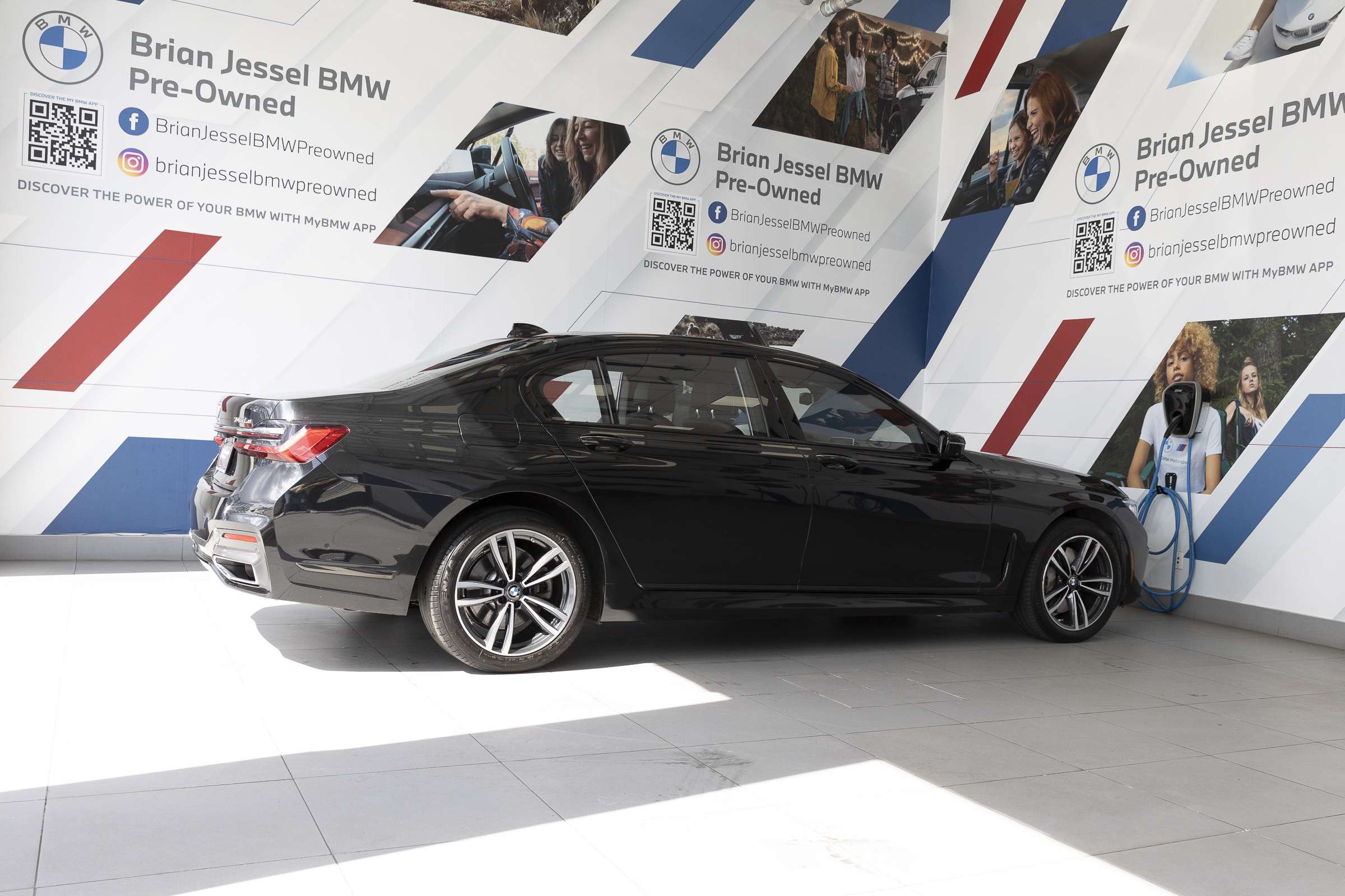 2022 BMW 7 Series 745Le Premium Package thumb 13