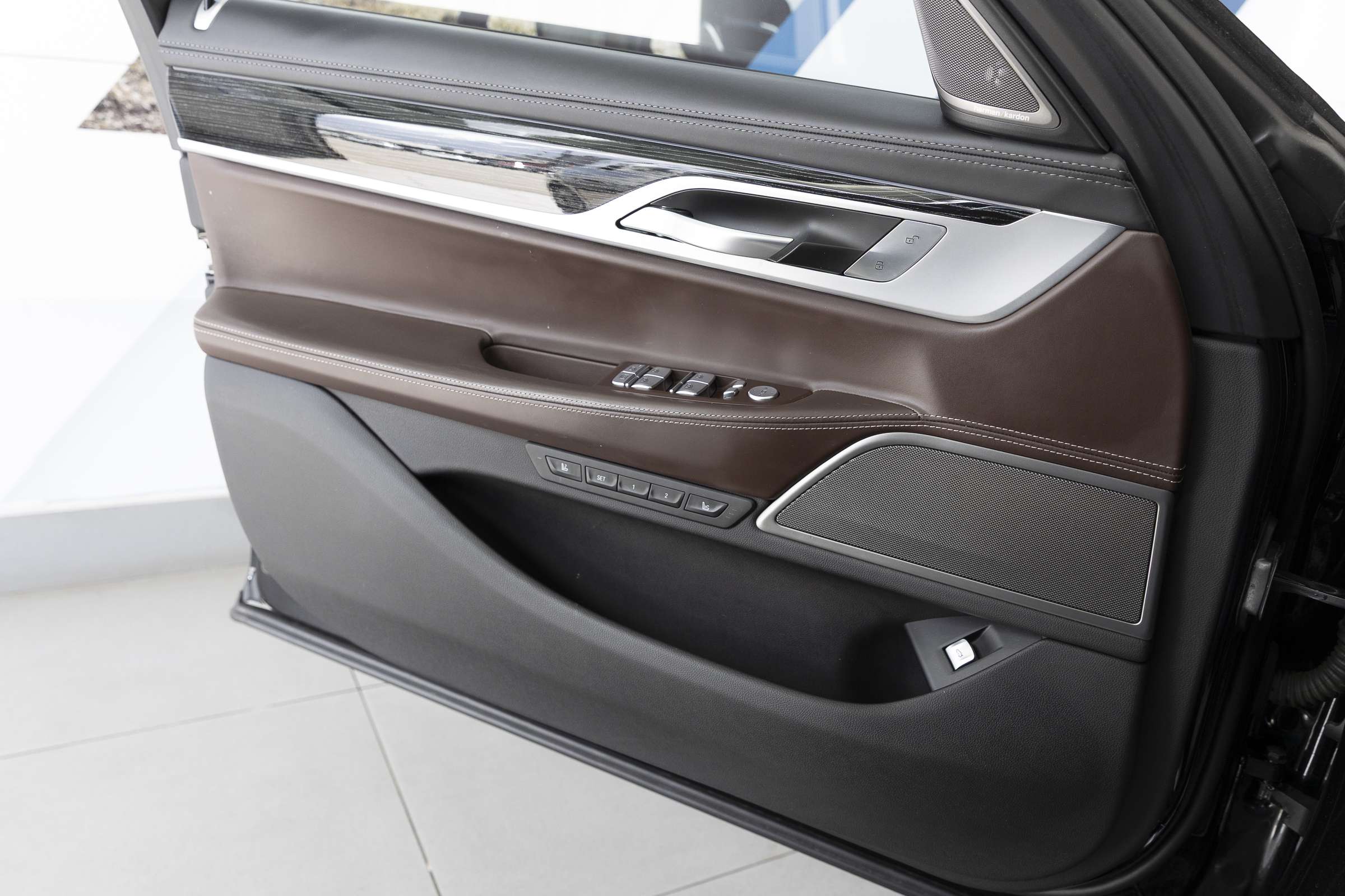 2022 BMW 7 Series 745Le Premium Package thumb 29