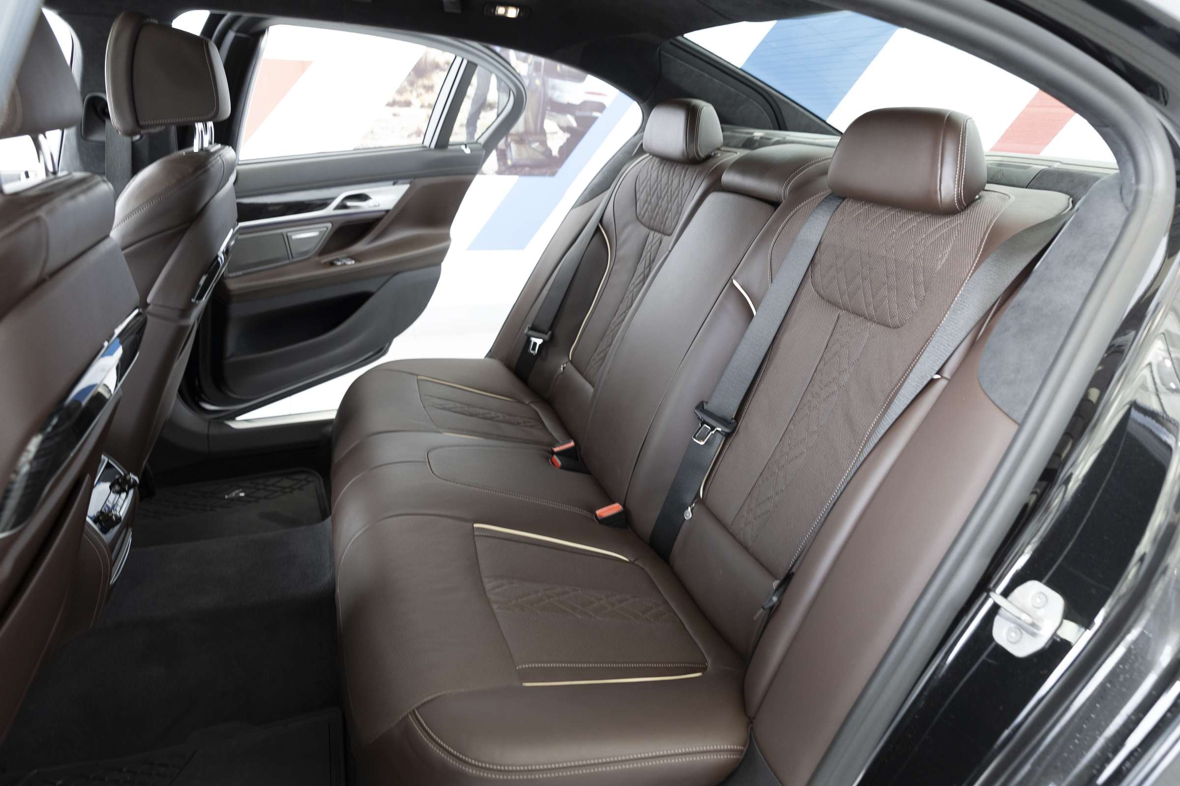 2022 BMW 7 Series 745Le Premium Package thumb 8