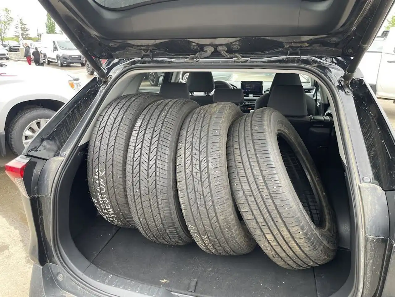 Toyota RAV 4 снимка Toyota RAV 4