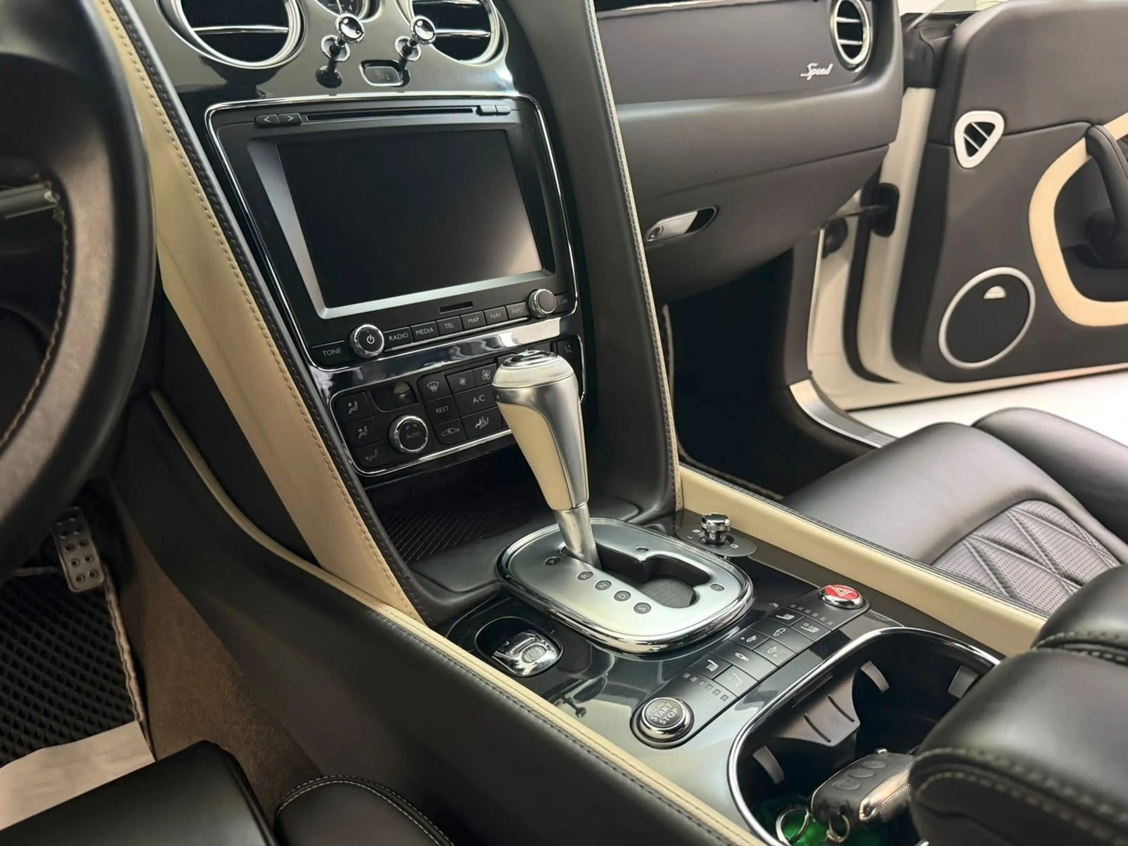 Bentley Continental GT 6.0 W12 Speed 4WD*NAIM*22Z*SITZKL — photo 14