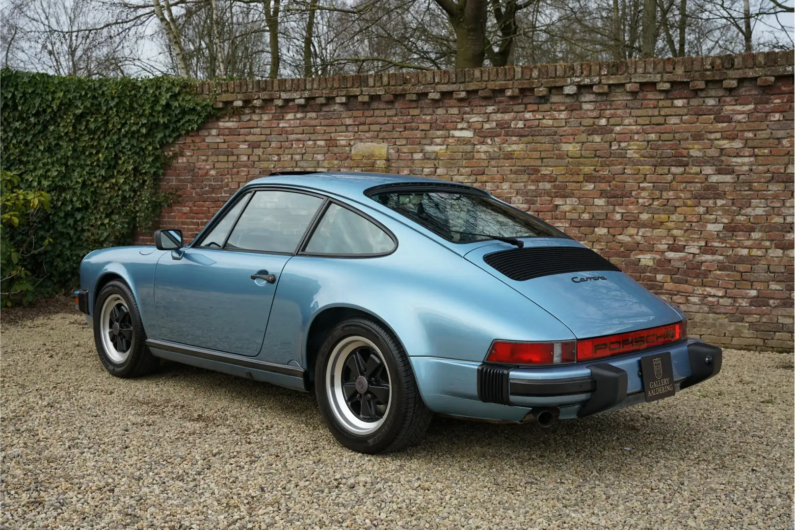 Porsche 911 3.2 Carrera Second owner, fully documented, sunroo Blauw - 2