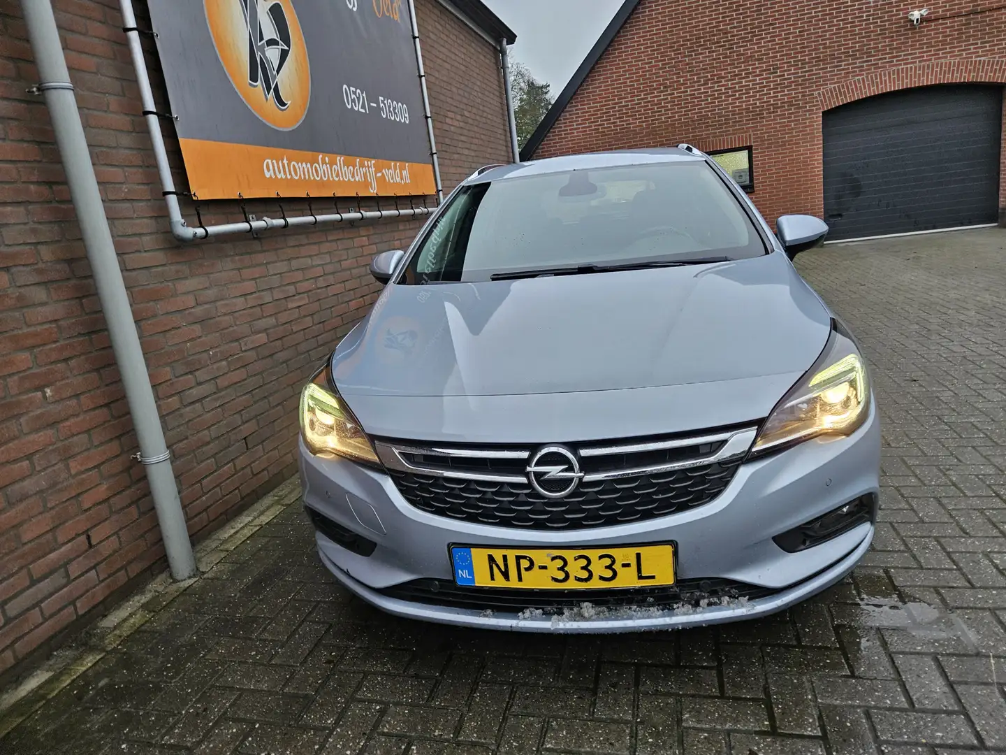 Opel Astra Sports Tourer 1.6 CDTI Online Edition Grau - 2