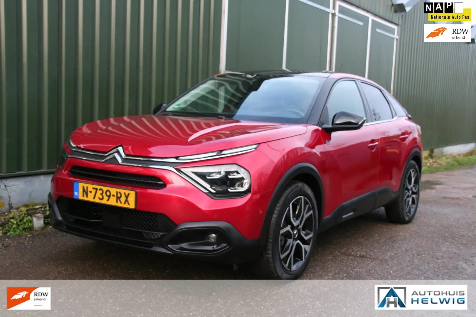 Citroen E-C4 Electric Shine 50 kWh, LEER, NAVIGATIE, PANORAMADAK, HEAD-U Rouge - 1