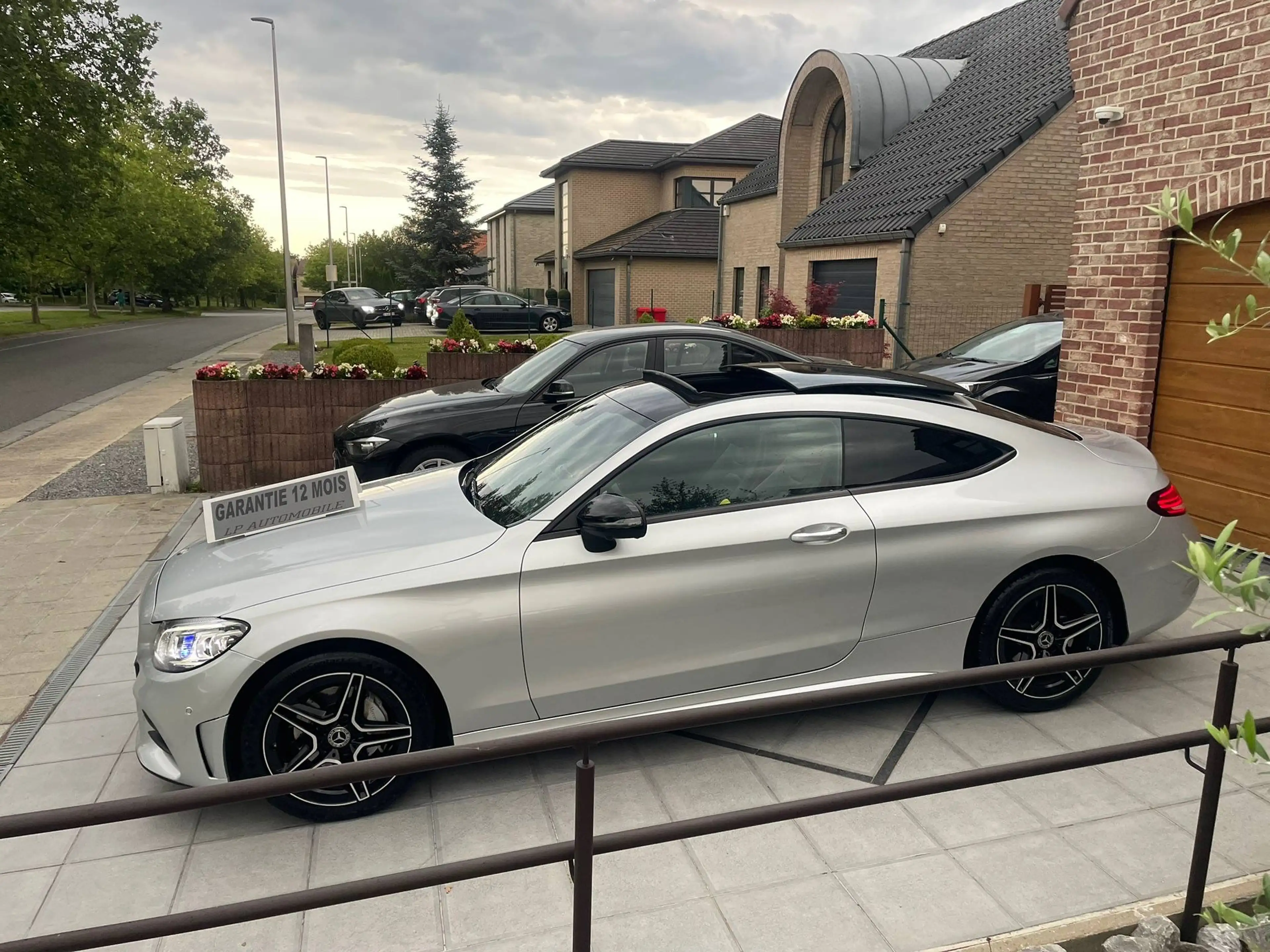 Mercedes-Benz C 180 🏴Coupe-PACK AMG LINE⚠️TOIT PANO 360 BURGMESTER⚠️ — photo 15