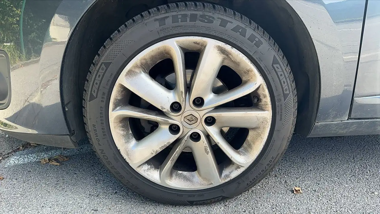 Renault Megane Grandtour — photo 18