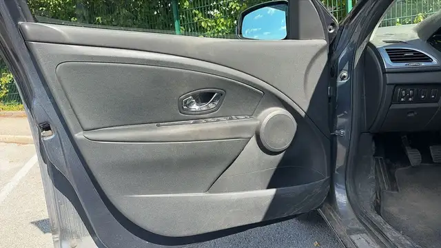 Renault Megane view 7