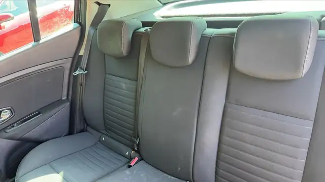 Renault Megane view 9