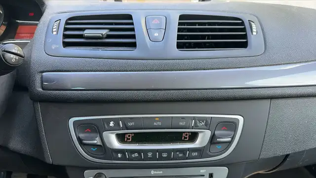 Renault Megane view 13