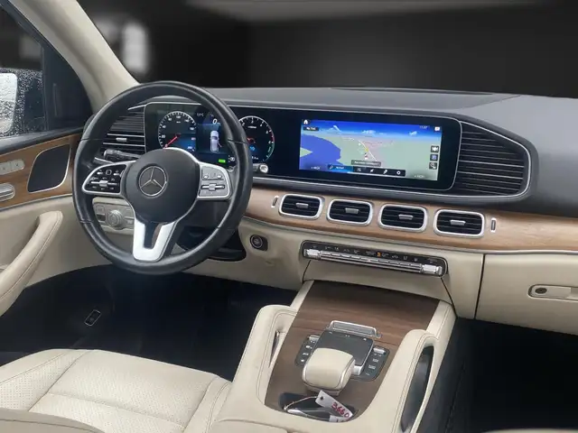 Mercedes-Benz Gle view 13