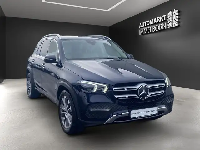 Mercedes-Benz Gle view 2