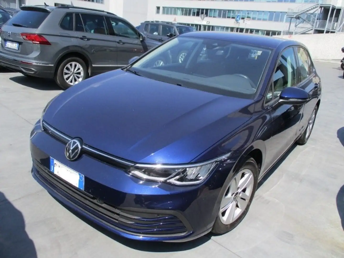 Volkswagen Golf Golf VIII 2020 1.0 etsi evo Life 110cv dsg Bleu - 1