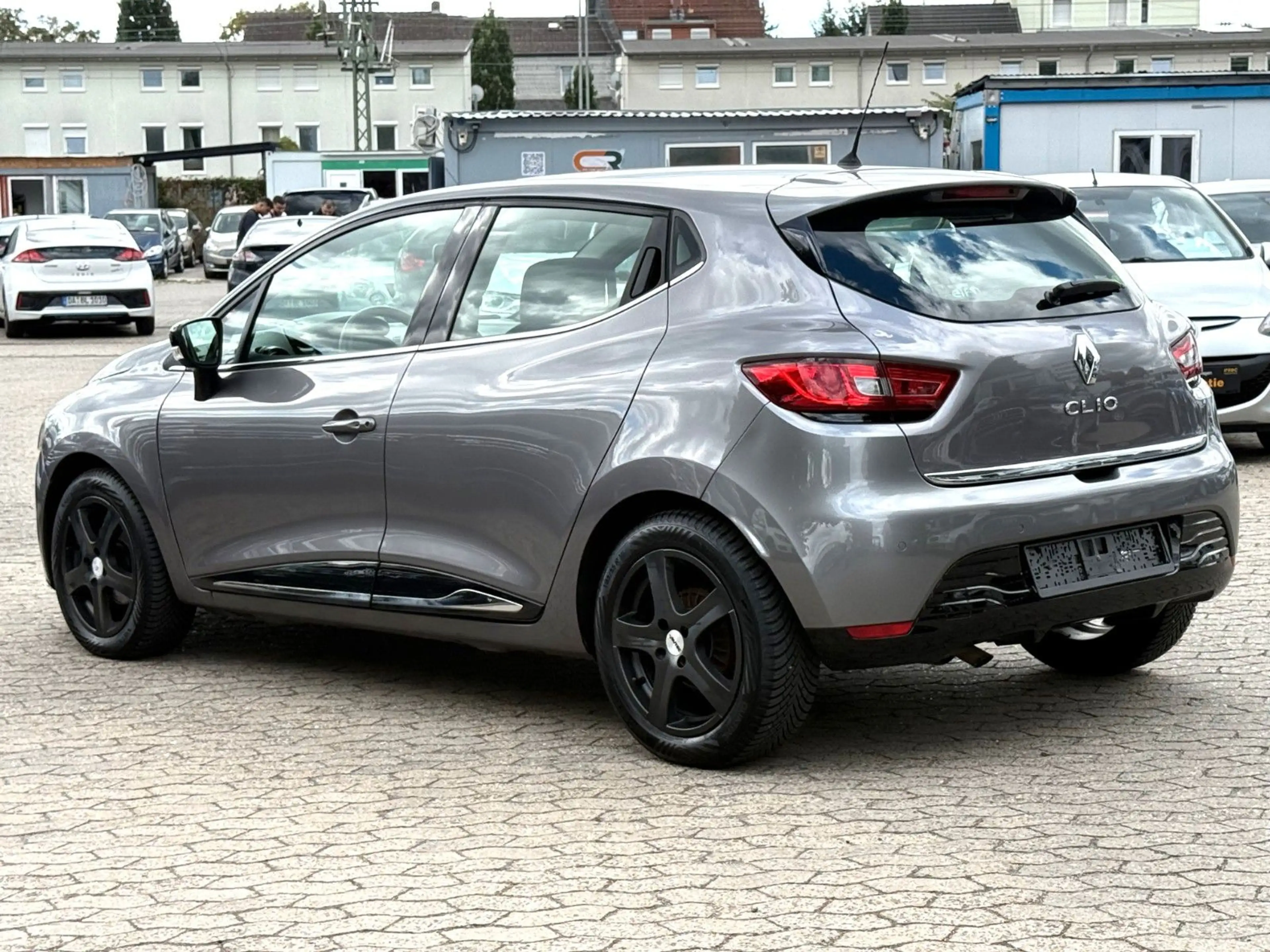 Renault Clio CLIO IV INTENS / AUTOMATIK / KAMERA / PDC / SHZ — photo 3