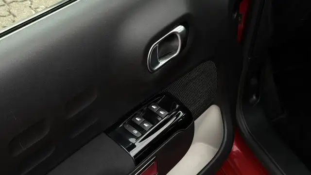 Citroen C3 view 13