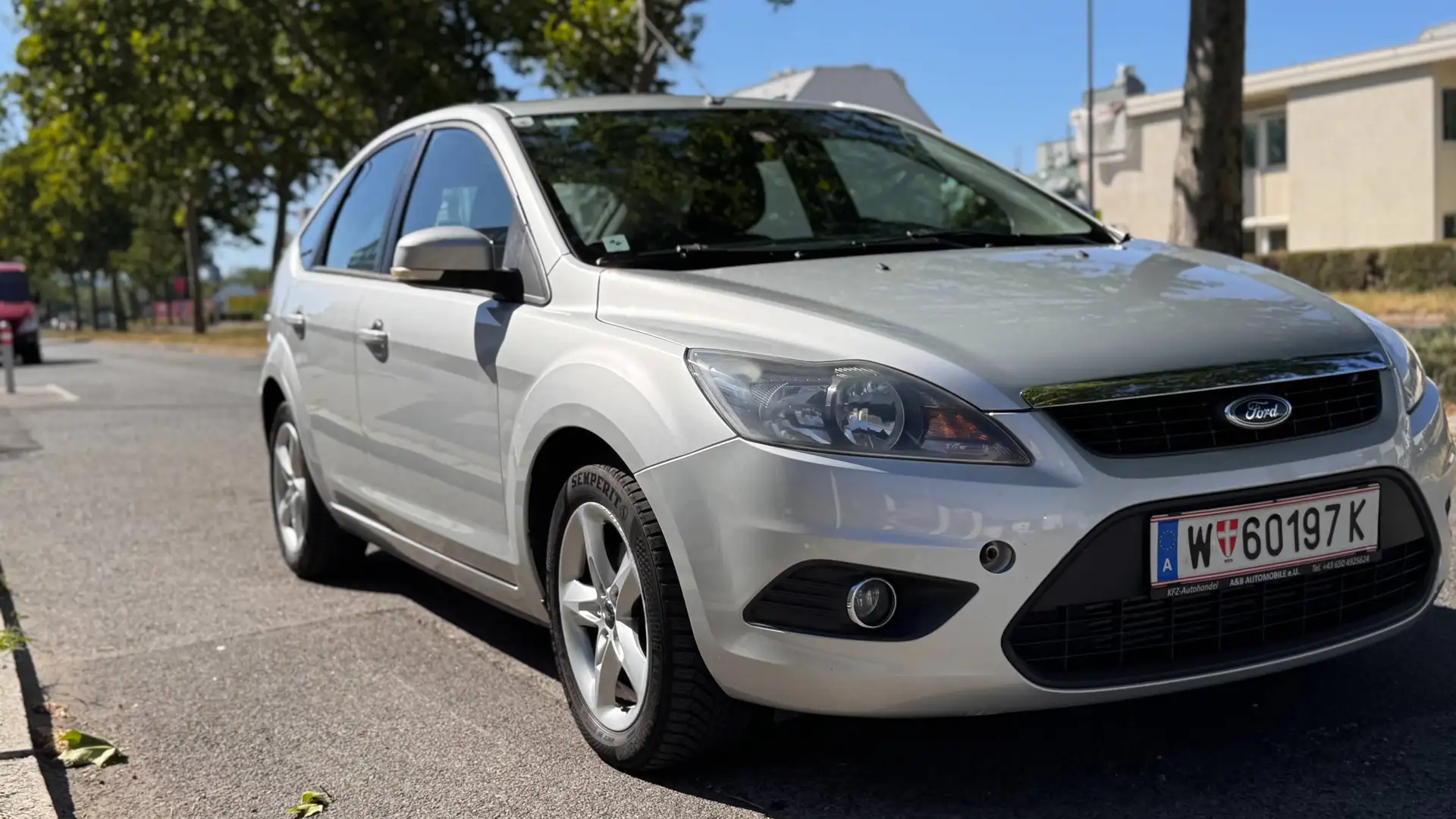 Ford Focus Focus Ecosport 1,6 TDCi DPF Ecosport Grau - 1
