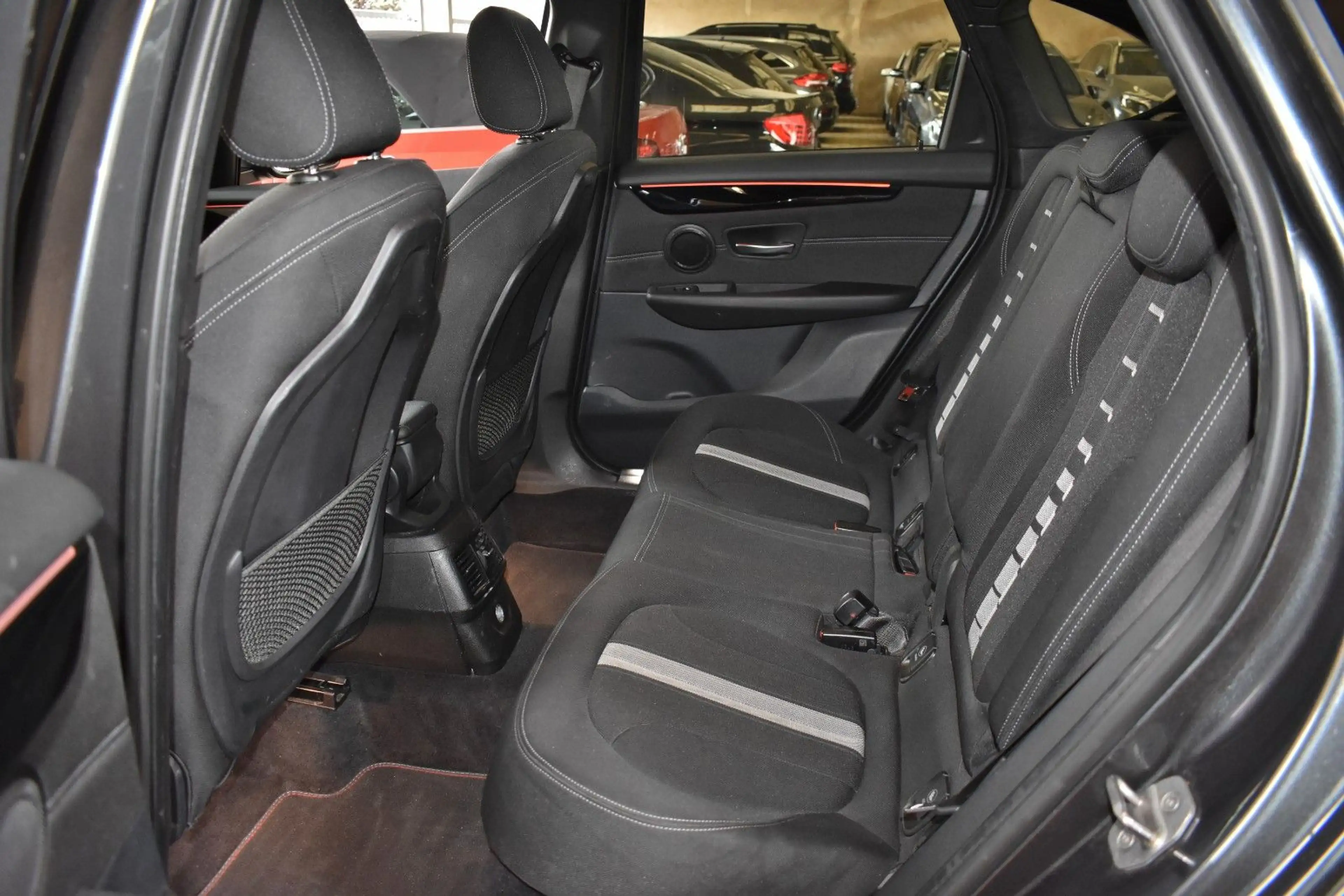 BMW 216 d ACTIVE TOURER NAVI LED TEMPOM KLIMA PDC AHK — photo 14