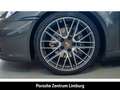 Porsche 992 911 Carrera 4 Cabrio Clubleder Sportabgas Groen - thumbnail 21